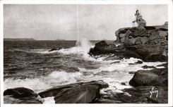 CPA Ploumanac h Les Rochers du Phare