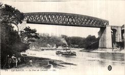 CPA La Rance Le Pont de Lessard Bateau Ane Donkey