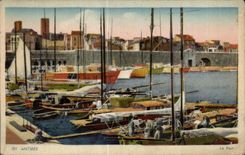 CPA Antibes Le port Bateaux 