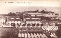 CPA Antibes les Casernes et le Fort Carre