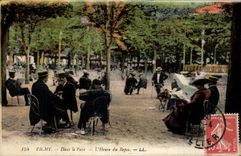 CPA Vichy In the Park Hour of the Rest