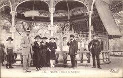 CPA Vichy Source de l Hopital