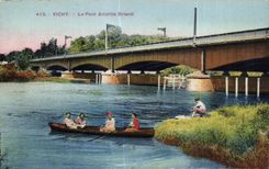 CPA Vichy Le Bridge Aristide Briand