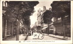 CPA Vichy Le Small Casino and Street Marshal foch
