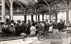 CPA Vichy La Source Chomel