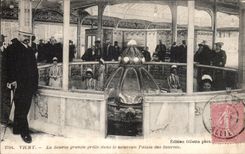 CPA Vichy the large Source roasts in the new Palate of the source