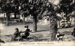 CPA Neris les Bains Dans le Parc des Arenes