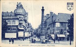 CPA Moulins Entrance of the Street has Allier