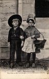 CPA Depart pour la villle Enfants Bourbonnais Folklore costume 