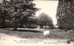 CPA Bourbon l Archambault Un Coin du nouveau Parc Enfants 