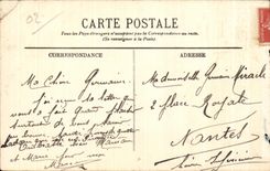 CPA Soissons the Place of Republique Le monument of 1870