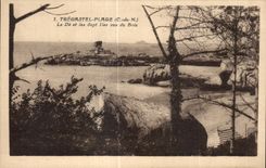 CPA Tregastel Plage Le Of and Seven I seen Wood