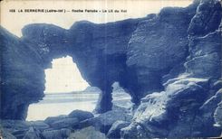 CPA La Bernerie Roche Percee Le Lit du Rol