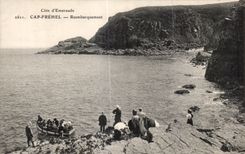CPA Dimensions Emeraude Cape Frehel Reembarquement Barque