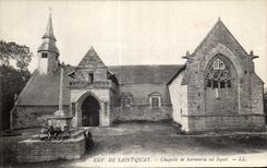 CPA Environs de Saint Quay Chapelle de Kermaria nd Isquit enfants