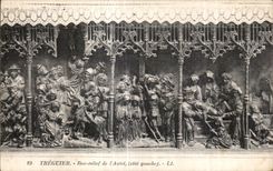 CPA Treguier Bas relief de L Autel 