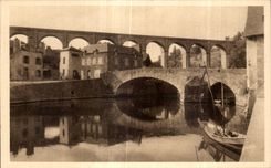 CPA Dinan Le Old man Bridge on Rancc and Viadue de Lanvallay