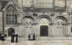 CPA Dinan Church St Sauvour Le Gate Folklore Costume