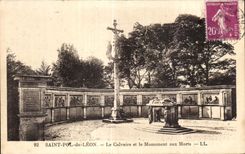 CPA Saint pol of Leon Le Martyrdom and the War memorial