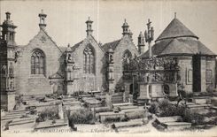 CPA Gumiliau (Finistere) L Eglise et le Calvaire