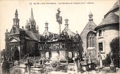 CPA Gumiliau (Finistere) Le Calvaire et I Eglise