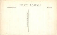 CPA Gumiliau (Finistere) Le Calvaire et I Eglise