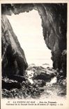 CPA La Pointe Du Raz Baie des Trepasses Interieur de la Grande Grotte de