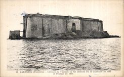 CPA Carantec (Finistere) Chateau du Taureau ou fut enferme De la Chalotais en et Blanqui en