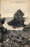 CPA Tregastel Primel (Finistere) Rock of I Empereux Romain