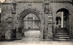 CPA St Jean of the Finger (Finistere) Arc de Triomphe