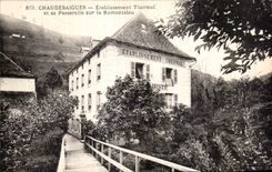 CPA Chaudesaigues Hydropathic establishment and its Footbridge on Remontalou