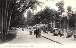 CPA Vittel Vue dans le Parc