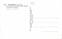 CPA Dourdan Le Chateau Fort (debut XIII siecle) Le porche d entree