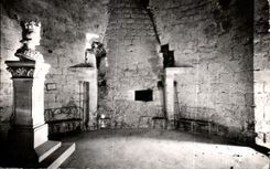 CPA Dourdan Rez de Chaussee del Stele de Loius de la chimenea de la subsistencia