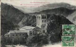 CPA the Eastern Pyrenees St Martin of Canigou Seen together of abbey and of the surrounding mountains