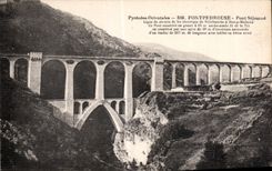 CPA the Pyrenees Orientales Fontpedrouse Pont Remains