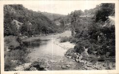 CPA Gargilesse el valle de la vista hueco del puente de Nour