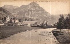 CPA Gavarnie Le Gave and Pic Secugniac
