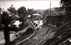 CPA Bagneres de Bigorre laces of the Thermal baths