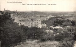 Vista intestinal de Guyon del castillo de las curaciones de CPA (Puy de Dome) en el norte