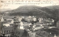 CPA Puy de Dome La Bourboule Vue prise de la Roche des Fees