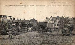 CPA reconquered France Roye Ruines Entering places Armes of the street of the Tiny ones