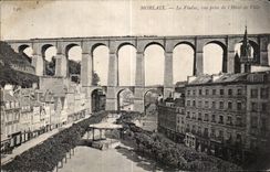 CPA Morlaix Le Viaduc Vue prise de I Hotel de Ville