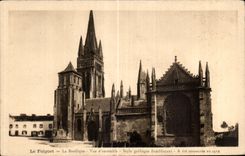 CPA Le Folgoet La Basilique Vue d ensemble Style gothique flambloyant A ete consacree en1419
