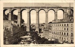 CPA Morlaix La Place thiers et le viaduc