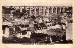 CPA Morlaix Vue Generale prise du Chateau