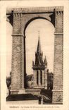 CPA Morlaix Le Clocher St Melaine sous une arche du viaduc