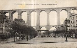 CPA Morlaix Le kiosque et le Viaduc Vue prise de l Hotel de Ville