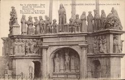 CPA Plougastel Daoulas Le Calvaire cote Est