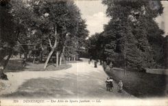CPA Dunkerque Une Allee du Square Jacobsen